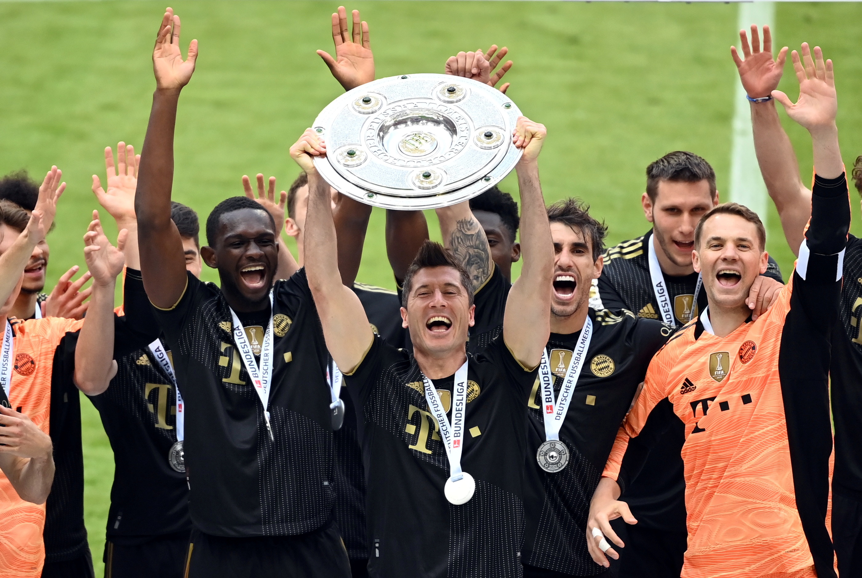 银行画册设计、封套设计