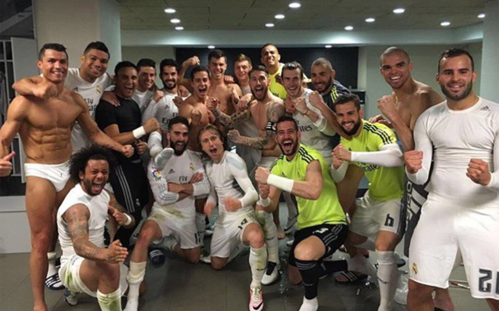 金属感工艺名片设计欣赏